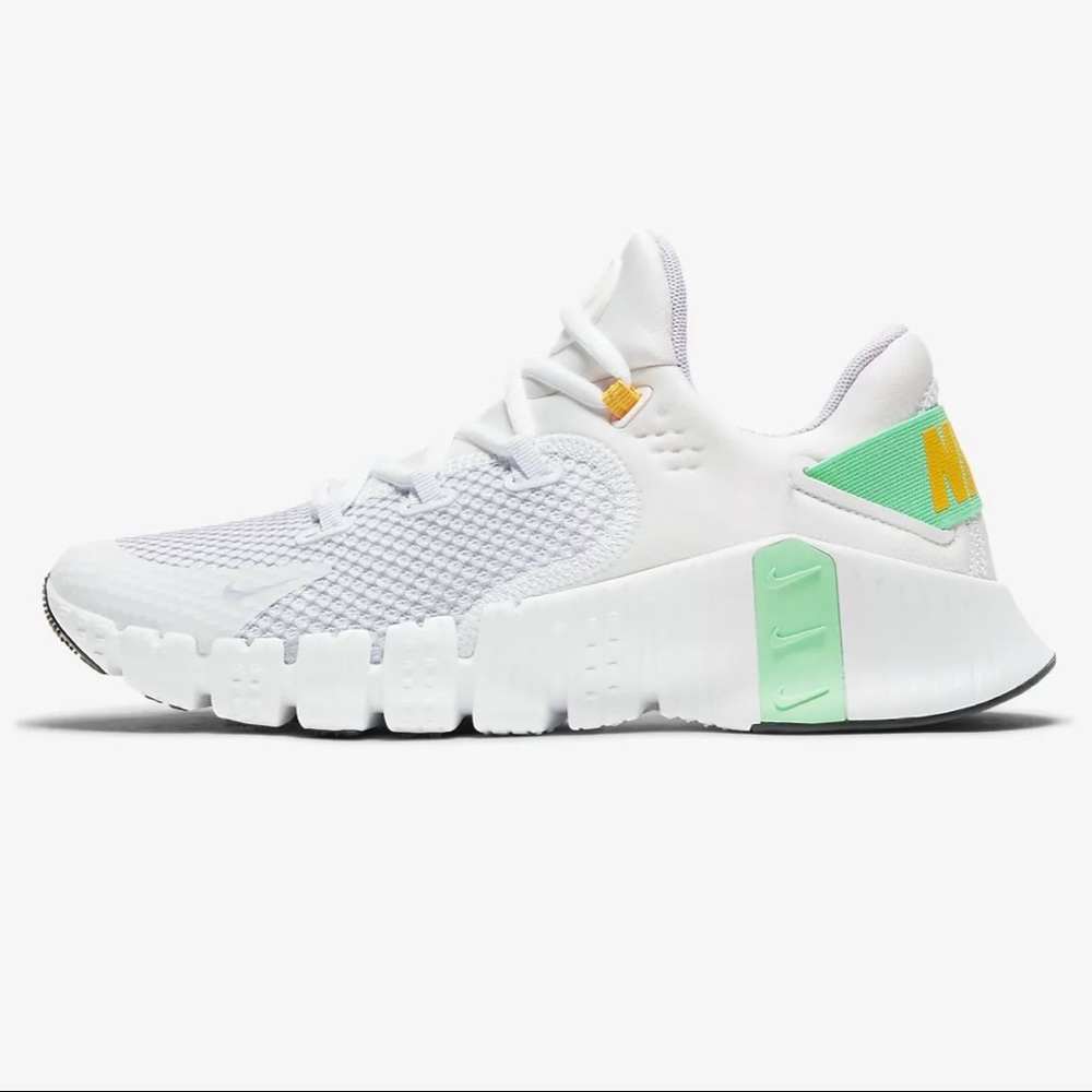 Nike Metcon 4 - Size 7 Color:White/Dark Smoke Grey/Green Glow/Infinite Lilac